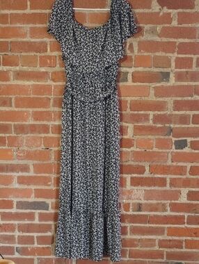 Black and White Floral Maxi Dress with Flutter Sleeves